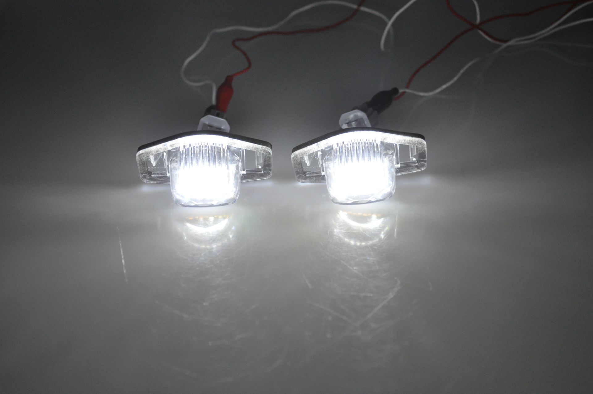 products/470/svetlo tablice honda jazz.jpg - LED SIJALICE ZA OSVETLJENJE TABLICE - HONDA 030301 - Xenon Svetla Beograd